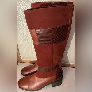 CLARKS WOMEN’S NOVELLA NOVA, LEATHER AND SUEDE RIDING BOOT TAN BROWN SIZE 8.5.